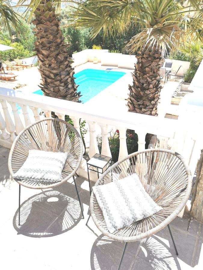 Cortijo Pennymaria Poolside Apartment Near Montefrio With Stunning Views Zewnętrze zdjęcie